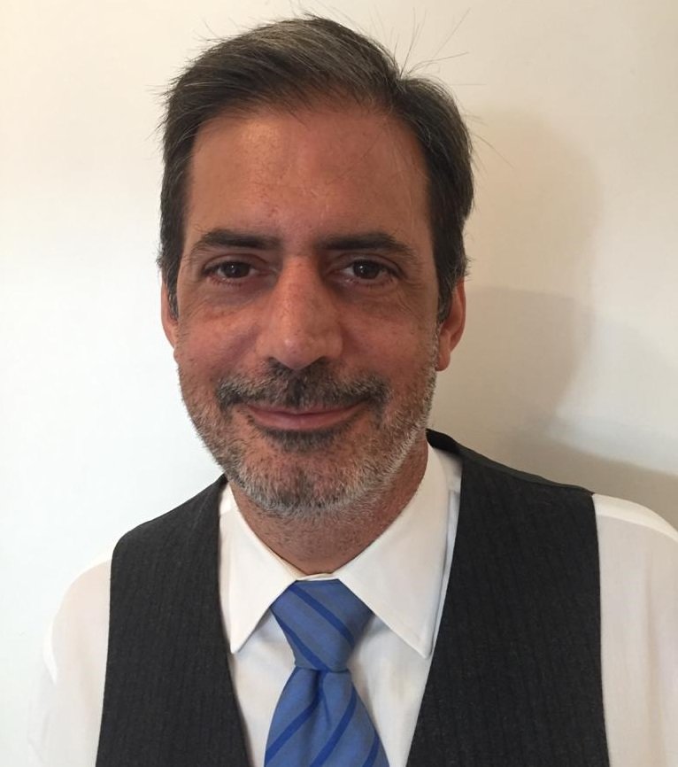 DR. MARTIN DOMINGUEZ